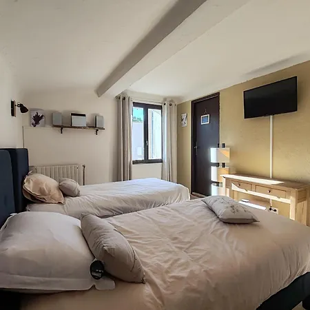 Bed and Breakfast D'hotes L'amphitryon 5 3*