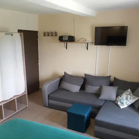 Bed and Breakfast D'hotes L'amphitryon 5 3*