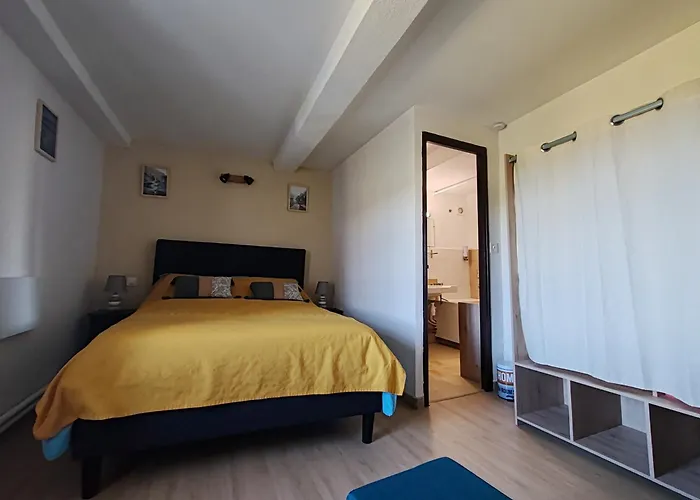 Bed & Breakfast D'hotes L'amphitryon 5