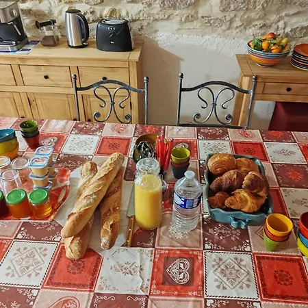 Bed & Breakfast D'hotes L'amphitryon 5