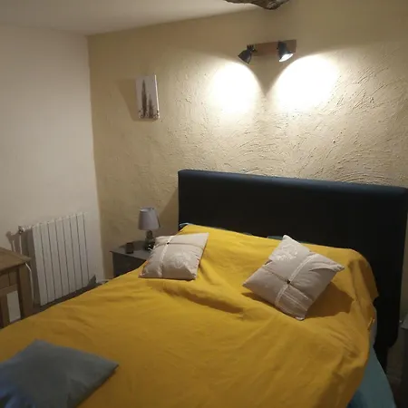 Bed & Breakfast D'hotes L'amphitryon 5 3*